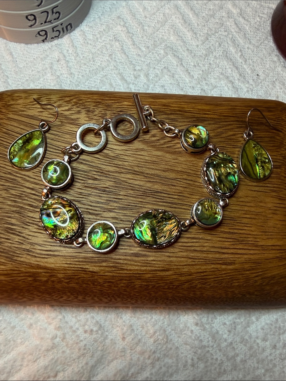 Iridescent Abalone Link Bracelet - Green Shell Accent Silver-Tone